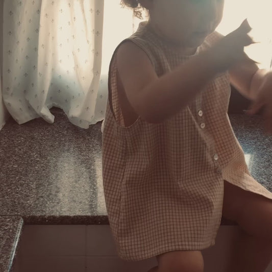 LÁNYKA kids sleeveless blouse | detská blúzka bez rukávov
